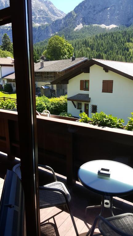 Pension Lischenhof Ehrwald Esterno foto