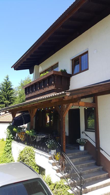 Pension Lischenhof Ehrwald Esterno foto