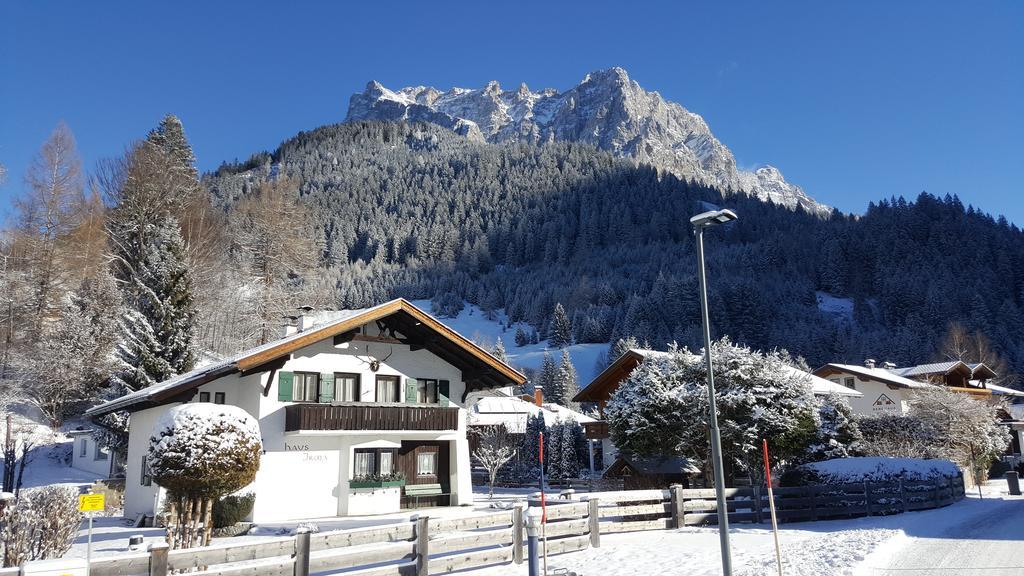 Pension Lischenhof Ehrwald Esterno foto